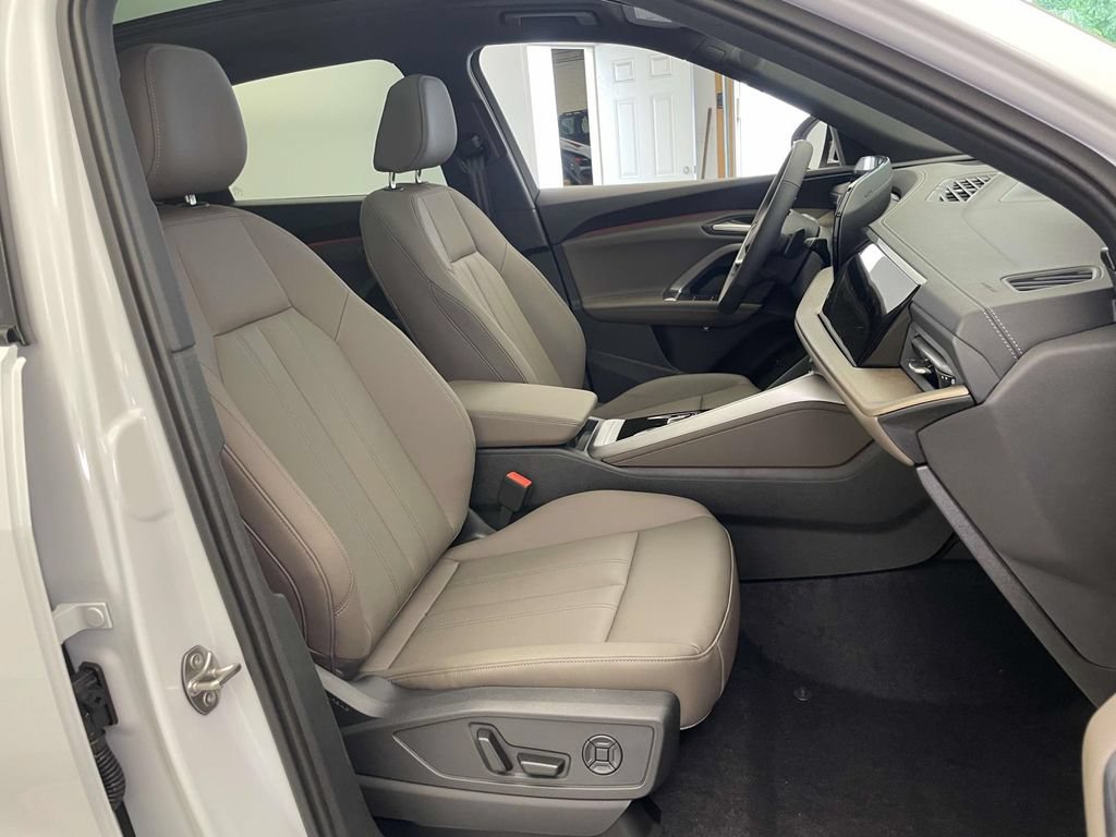 New 2026 Audi Q5 Premium Plus AWD/4WD image 23