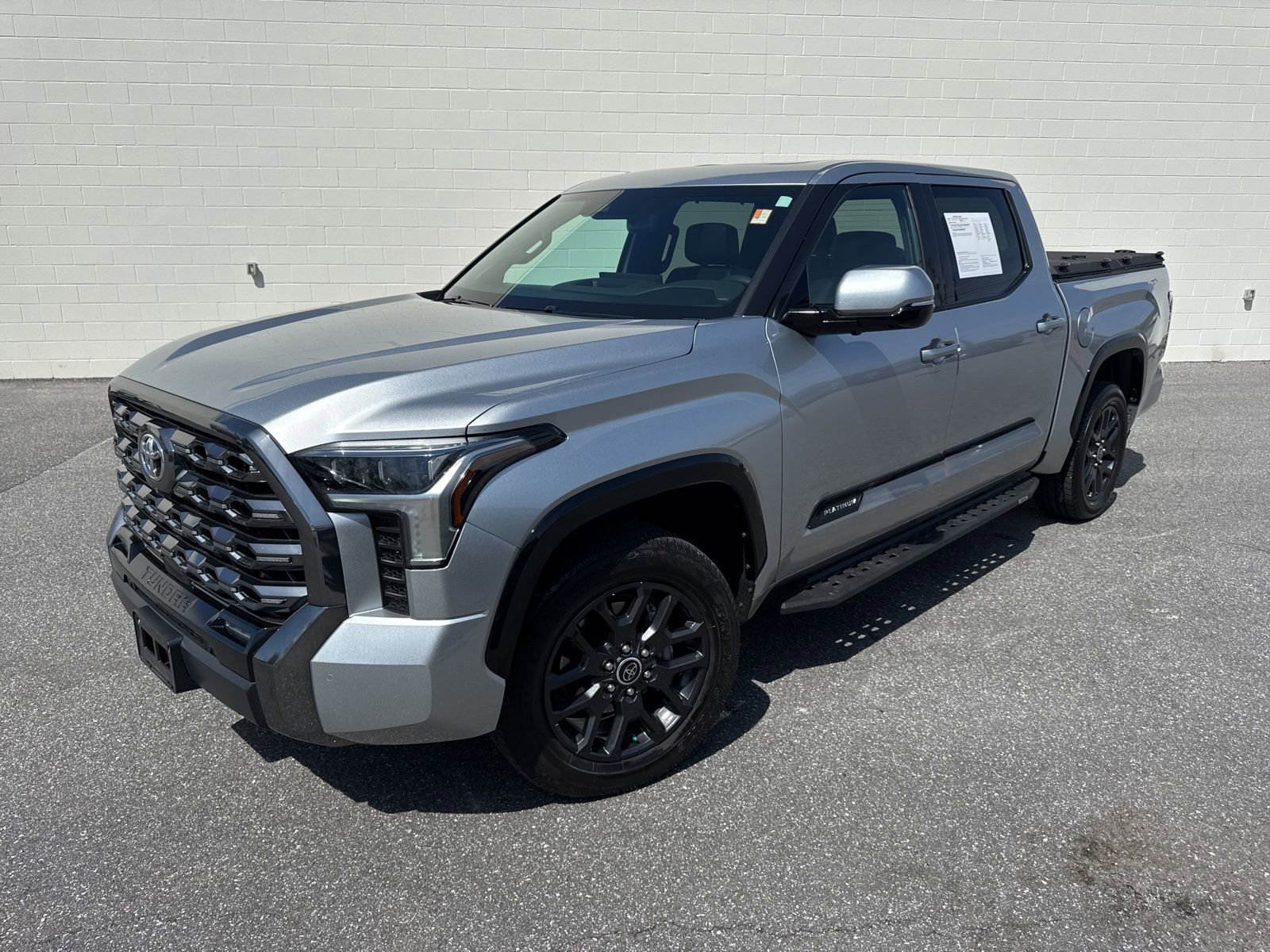 Used 2023 Toyota Tundra Platinum image 1
