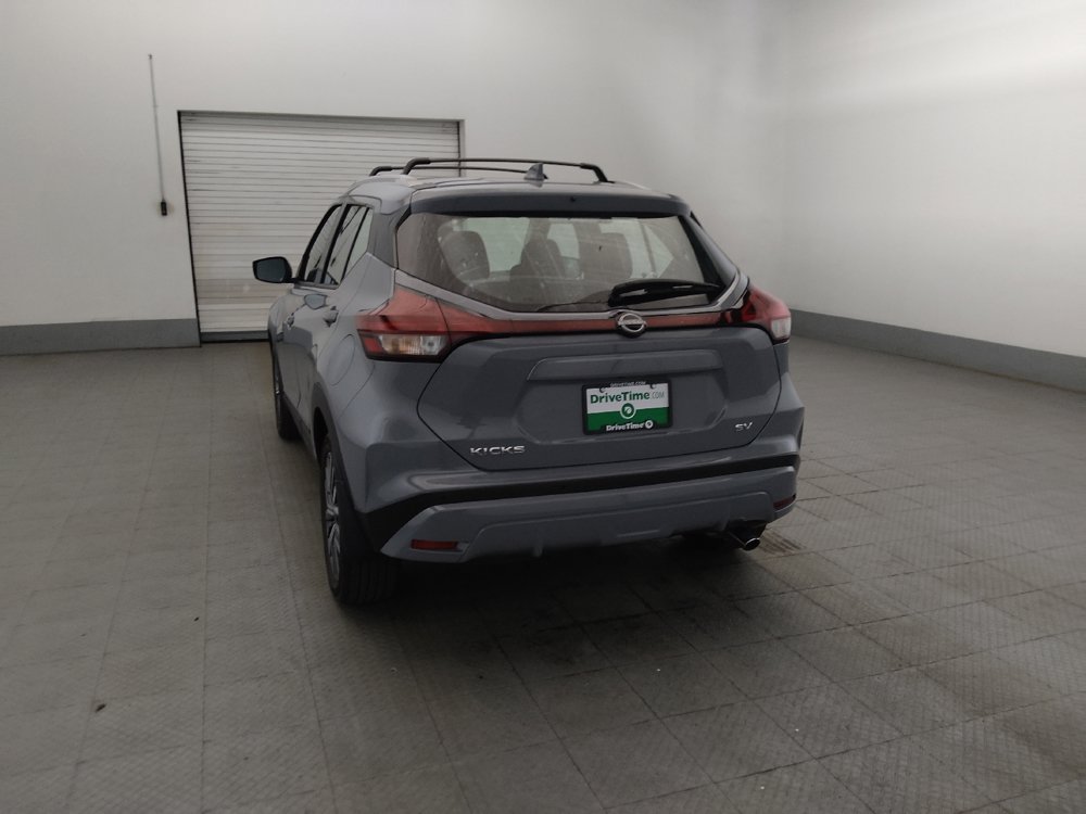 Used 2024 Nissan Kicks SV w/ Interior Electronics Package FWD image 6