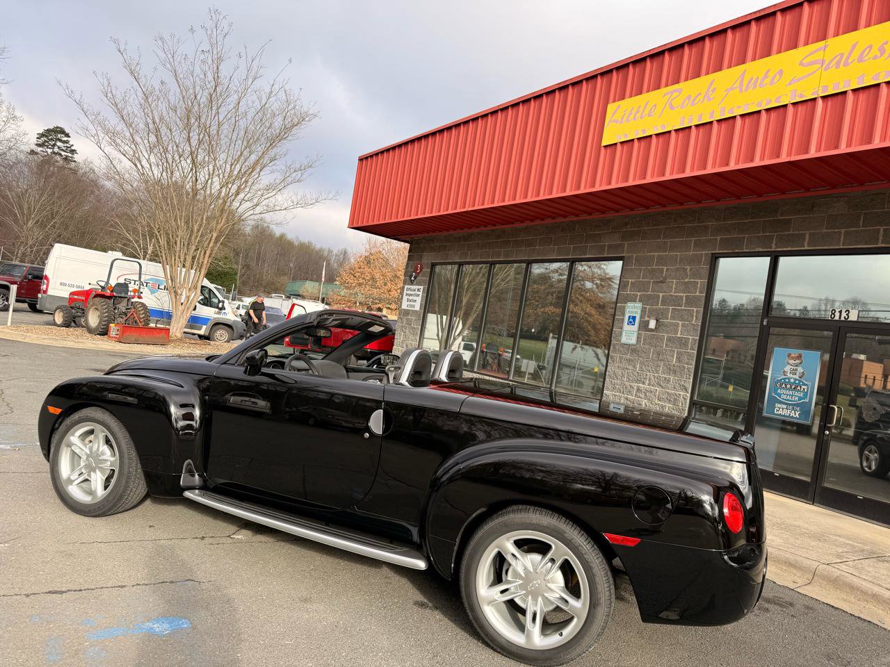 Used 2003 Chevrolet SSR w/ Preferred Equipment Group RWD image 14