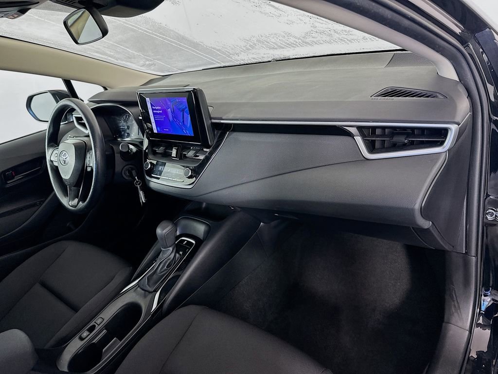 Certified 2024 Toyota Corolla LE image 28