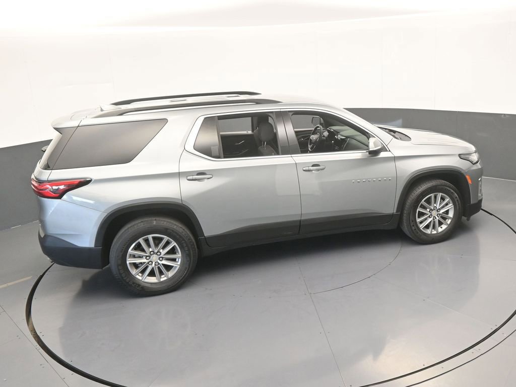 Used 2023 Chevrolet Traverse LT image 48