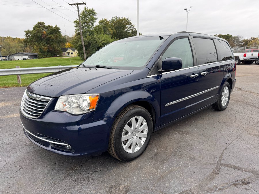 Used 2015 Chrysler Town & Country Touring w/ Driver Convenience Group