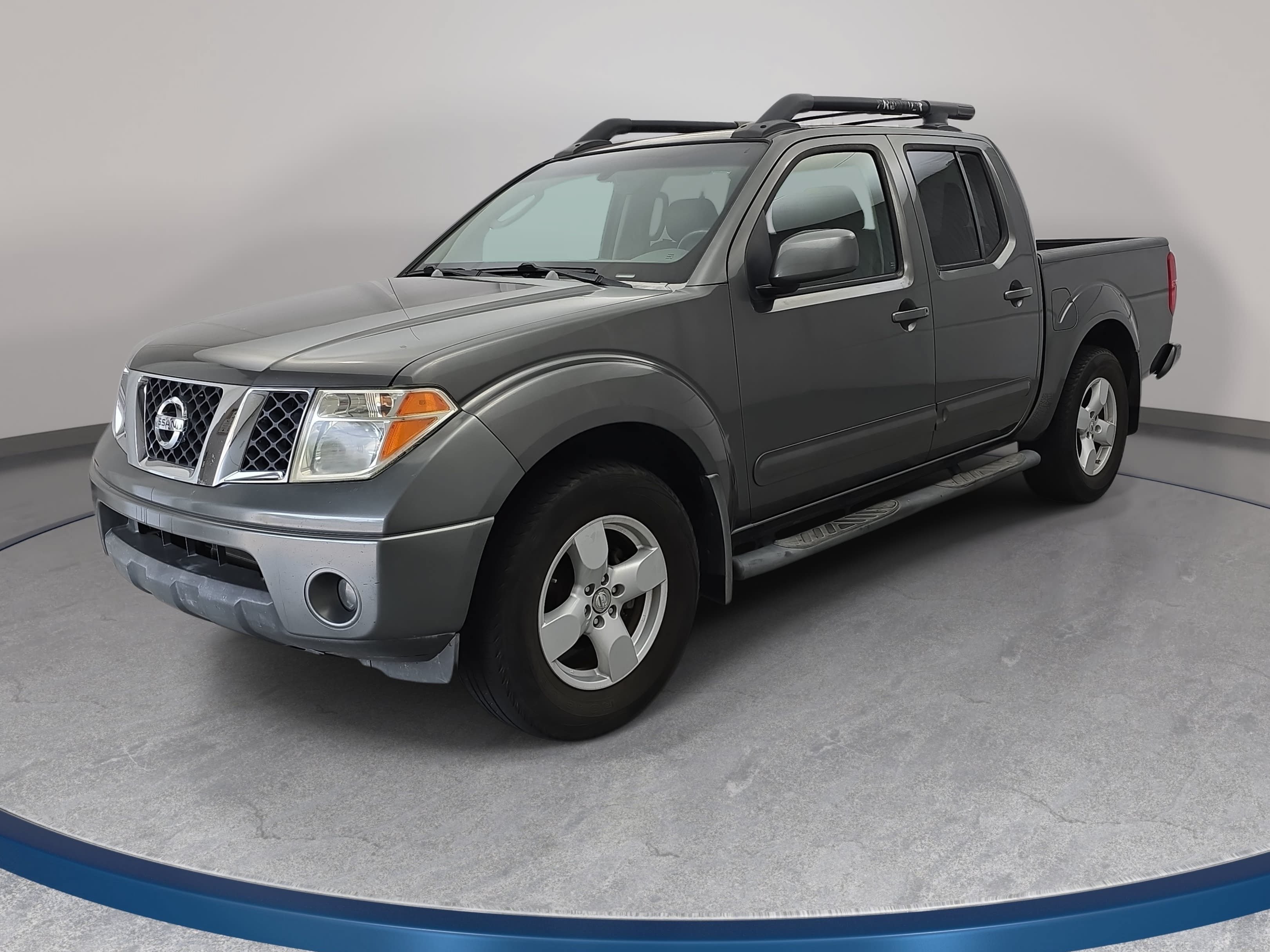 Used 2005 Nissan Frontier LE w/ (X01) Leather Pkg RWD image 1