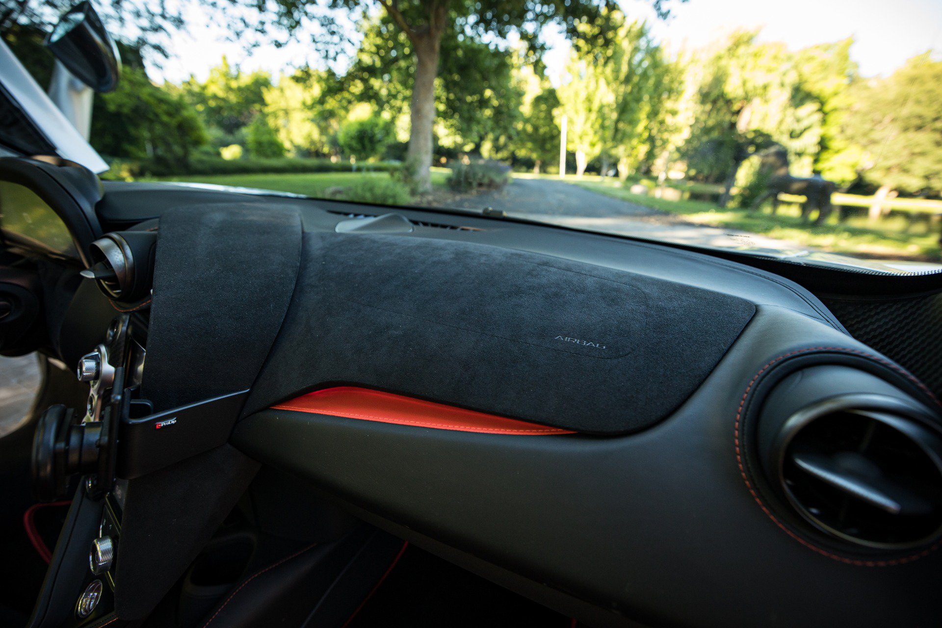 Used 2021 McLaren 720S Performance RWD image 71