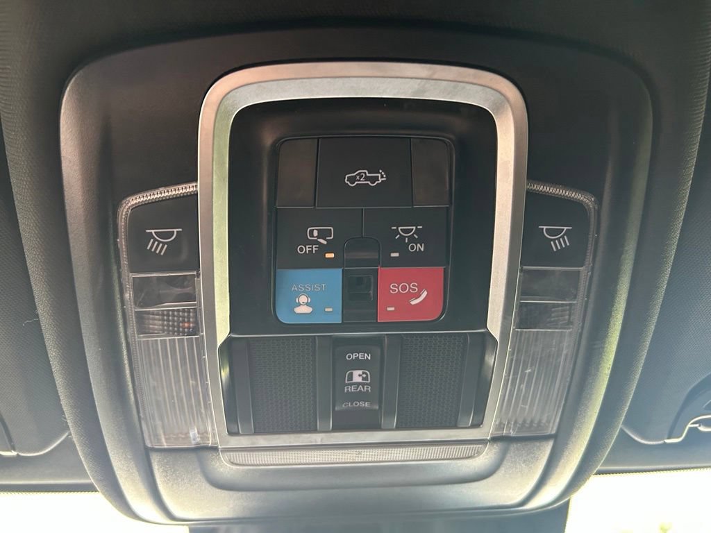 Used 2025 RAM 3500 Laramie w/ Sport Appearance Package AWD/4WD image 58