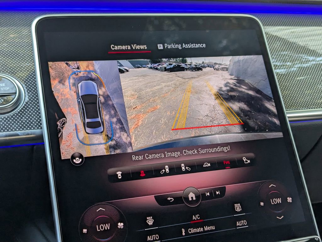 Used 2022 Mercedes-Benz S 580 4MATIC Sedan w/ AMG Line Package image 17