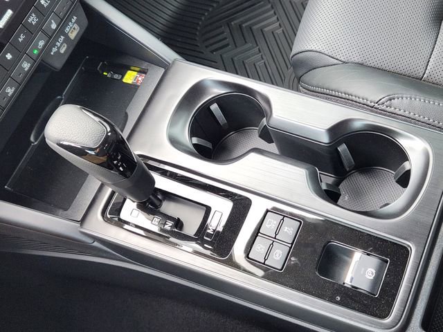New 2026 Subaru Outback Touring AWD/4WD image 16