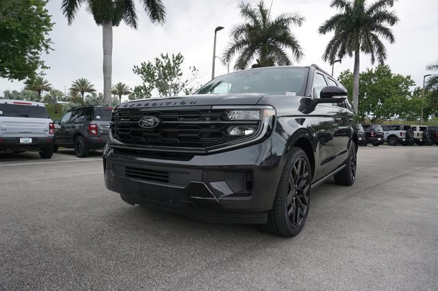 New 2026 Ford Expedition Platinum w/ Stealth Performance Package AWD/4WD image 16
