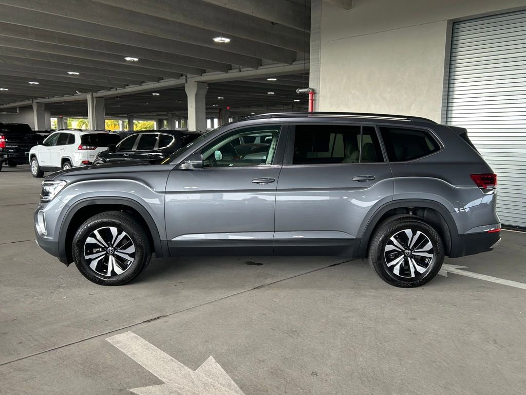 Used 2024 Volkswagen Atlas SE image 8