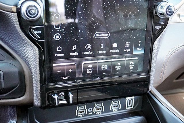 Used 2025 RAM 3500 Longhorn AWD/4WD image 33