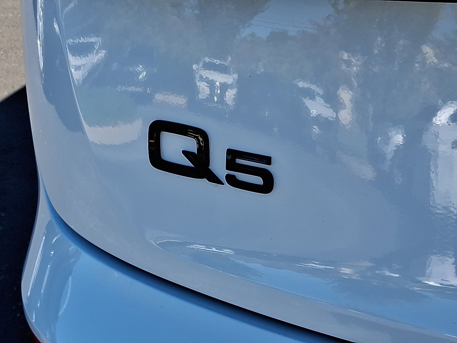 Used 2025 Audi Q5 2.0T Premium w/ Convenience Plus Package image 30