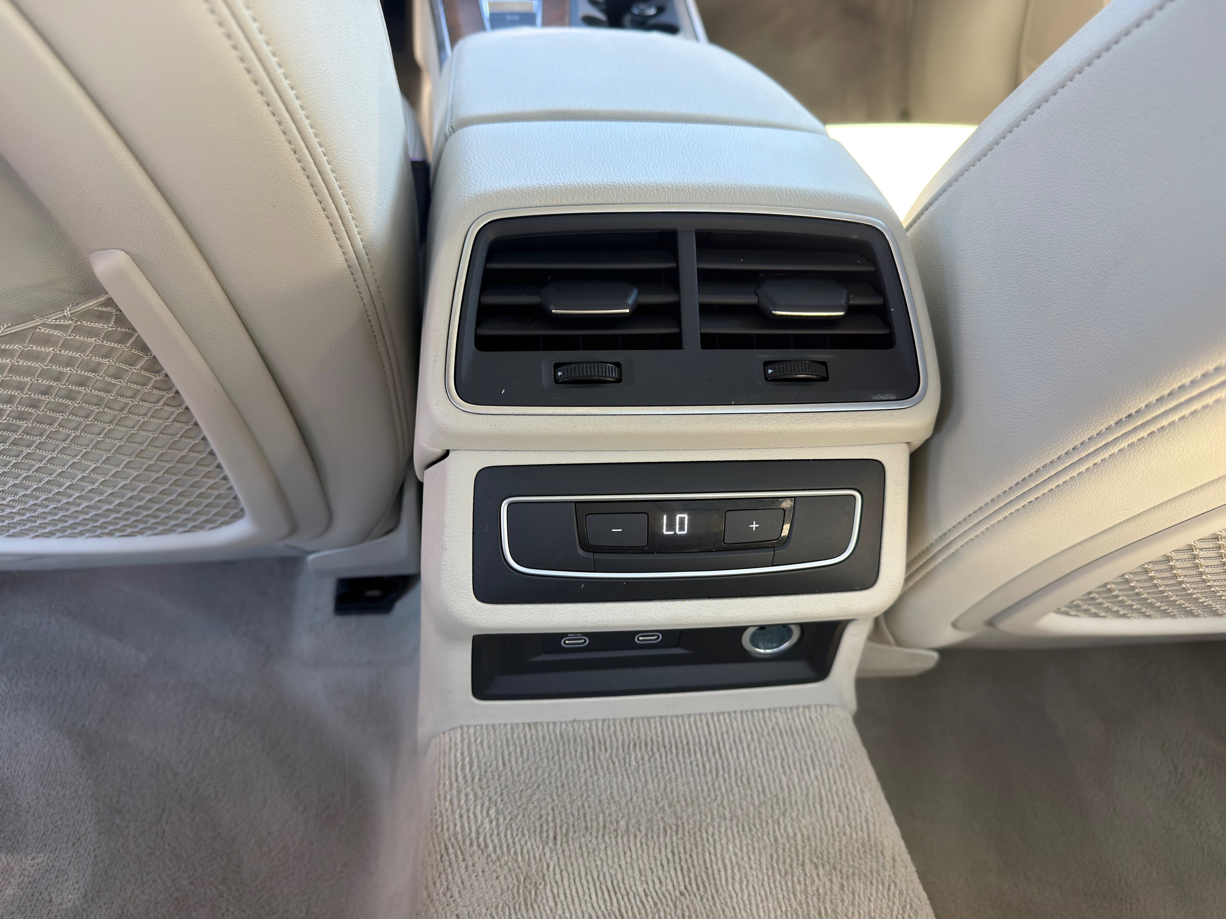 Used 2023 Audi A6 Premium image 20