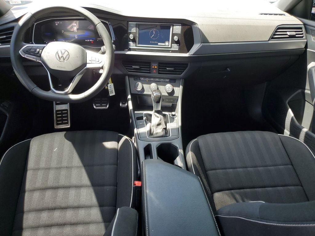 Used 2024 Volkswagen Jetta Sport FWD image 11