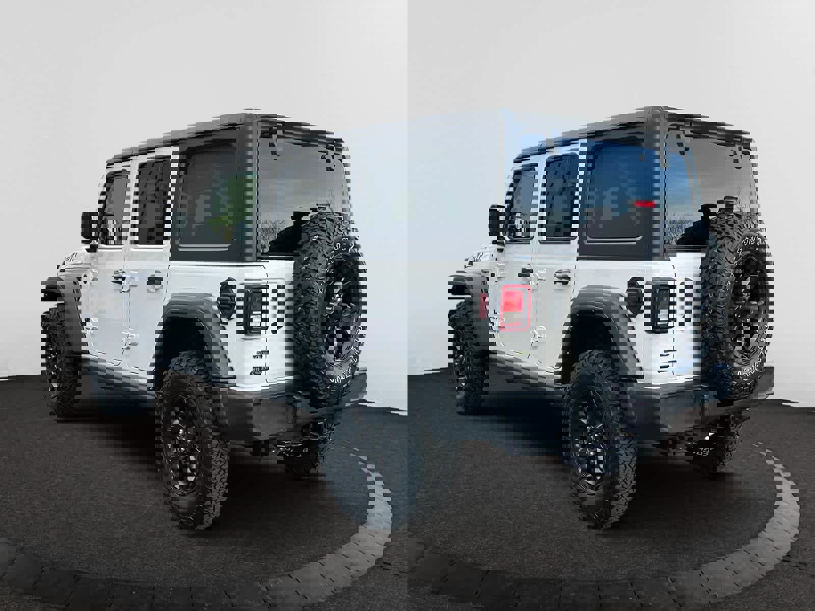 Used 2022 Jeep Wrangler Unlimited Sport image 3