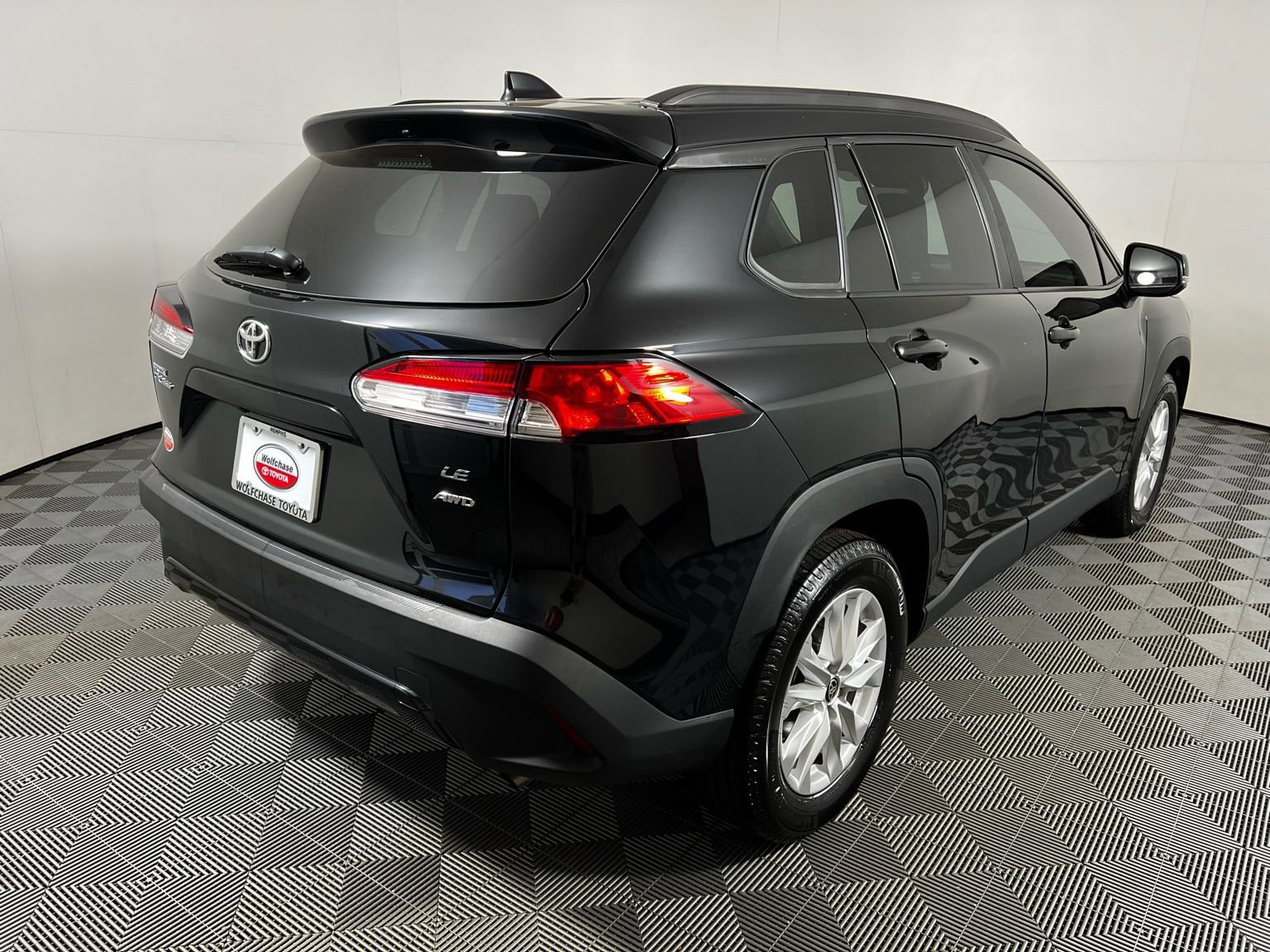 Certified 2024 Toyota Corolla Cross LE w/ Moonroof Package image 6