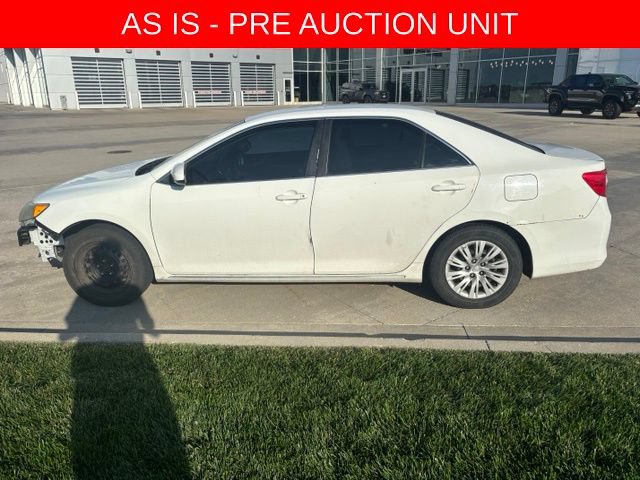 Used 2012 Toyota Camry LE FWD image 32