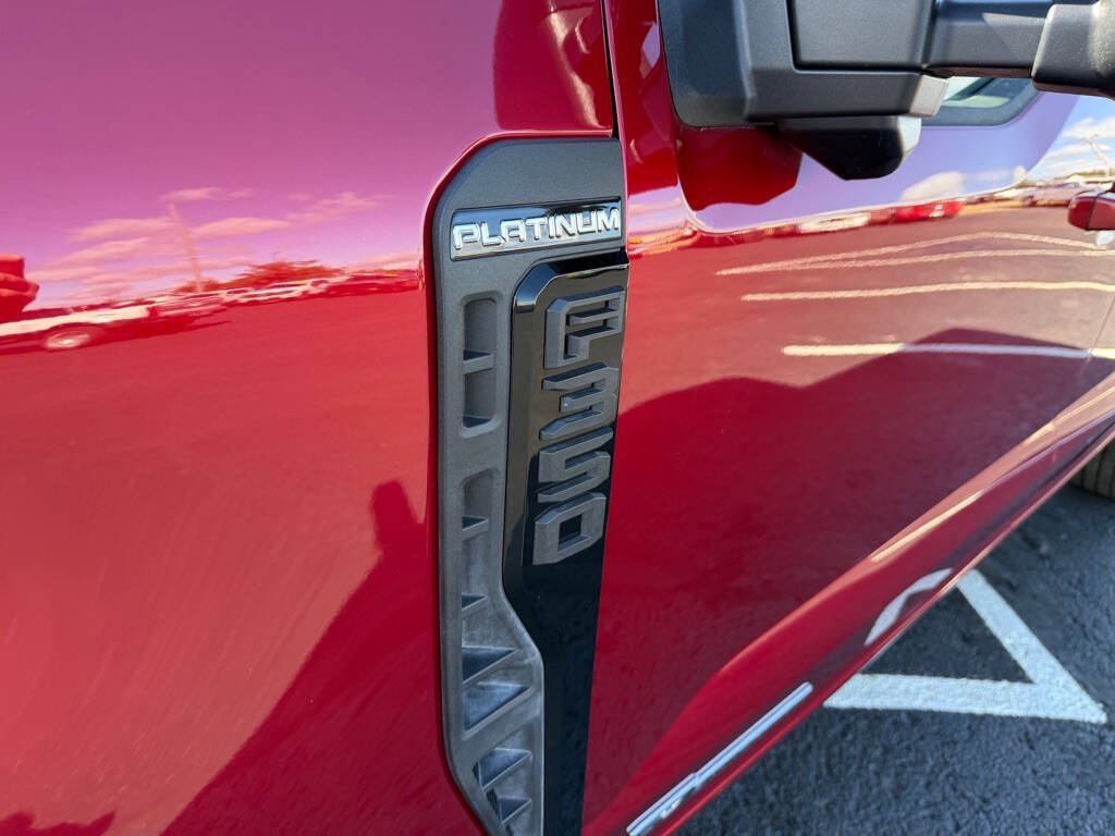 Used 2026 Ford F350 Platinum AWD/4WD image 10