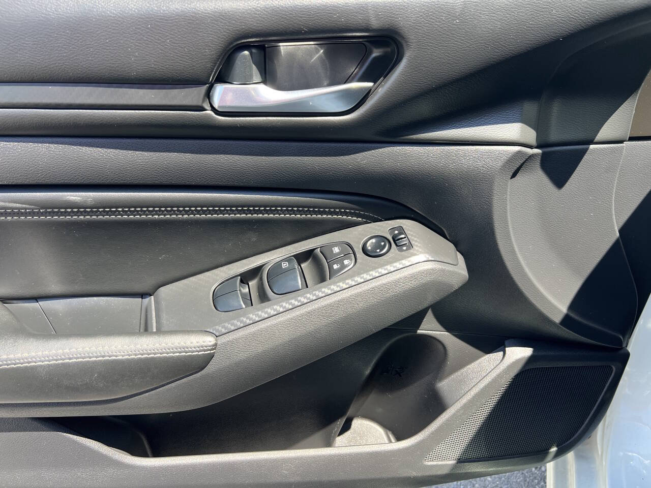 Used 2019 Nissan Altima 2.5 S FWD image 9