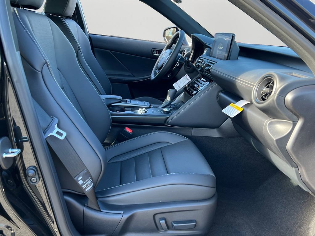 New 2025 Lexus IS 350 F Sport image 6