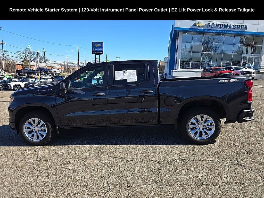 Used 2023 Chevrolet Silverado 1500 Custom image 6
