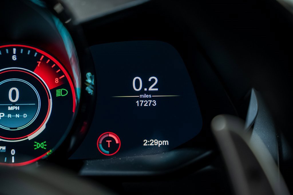 Used 2020 Aston Martin V8 Vantage Coupe image 41