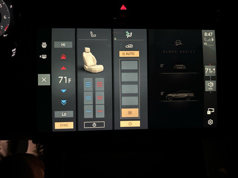 Used 2024 Land Rover Range Rover Velar Dynamic SE image 29