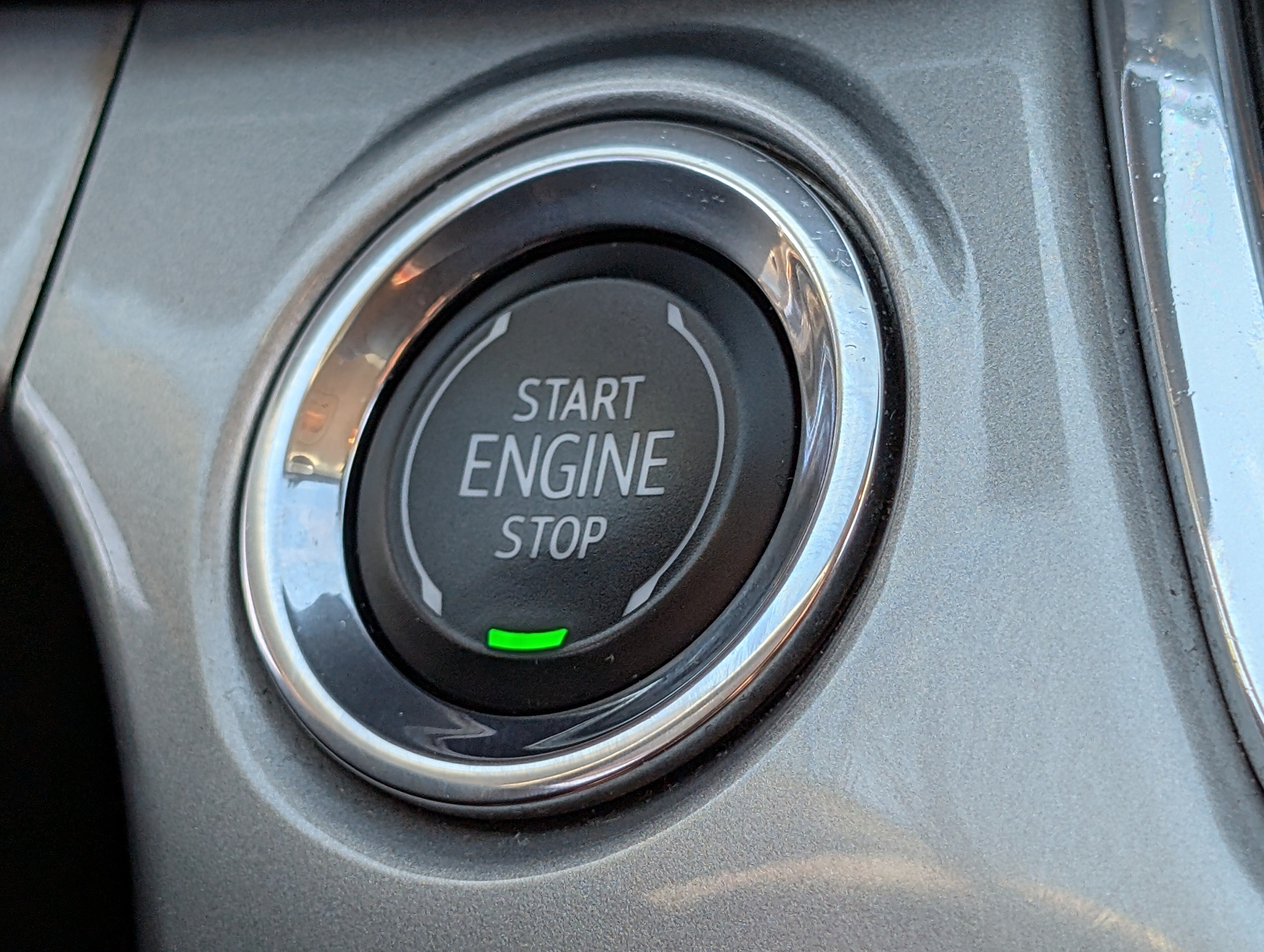 Used 2024 Chevrolet Trax LT FWD image 22