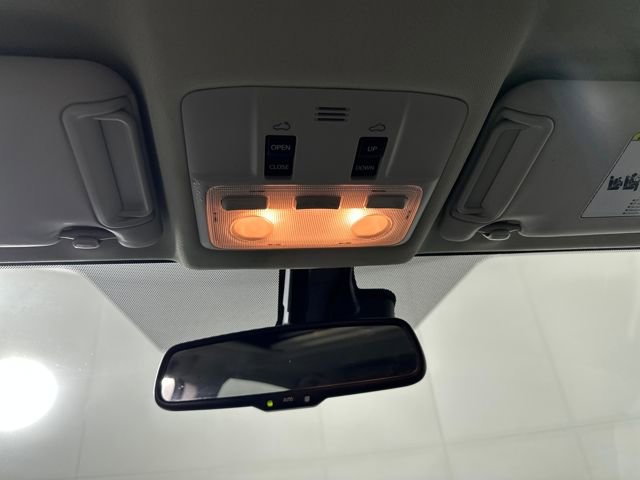 Used 2015 Toyota RAV4 Limited w/ Technology Package image 24