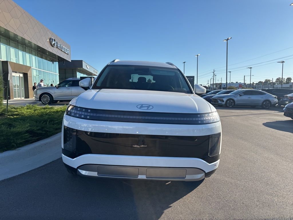 New 2026 Hyundai Ioniq 9 SEL image 2