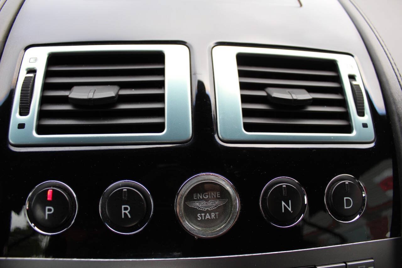 Used 2006 Aston Martin DB9 Volante RWD image 16