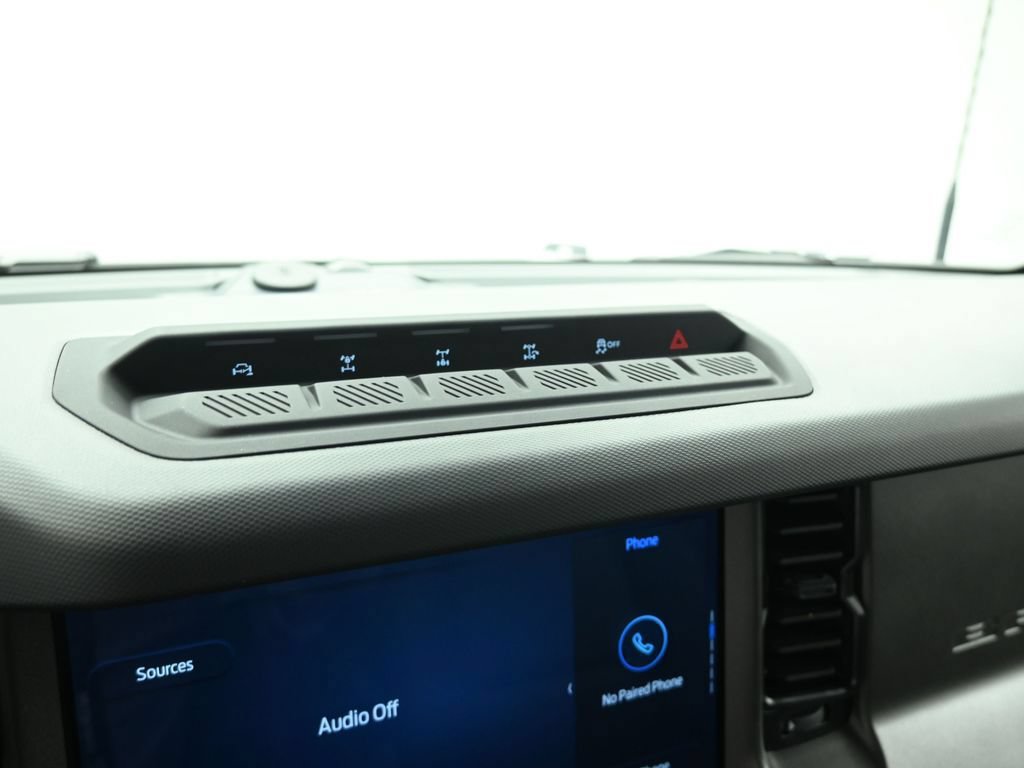 New 2026 Ford Bronco Badlands AWD/4WD image 14