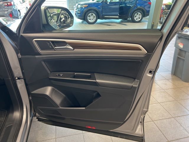 Used 2021 Volkswagen Atlas SE image 14