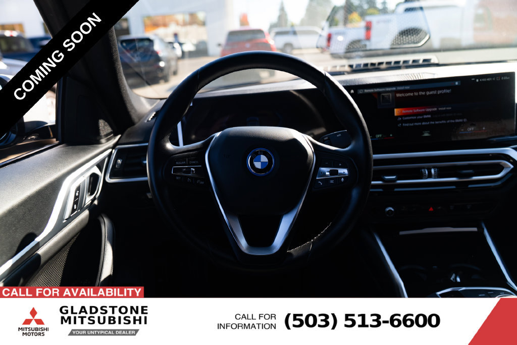 Used 2023 BMW i4 eDrive40 RWD image 10