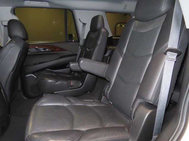 Used 2019 Cadillac Escalade Premium Luxury w/ LPO, Radiant Package image 18