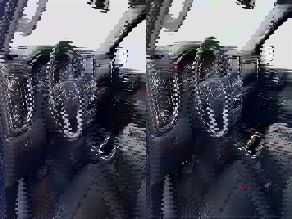 Used 2020 GMC Sierra 1500 SLT w/ SLT Premium Package image 3