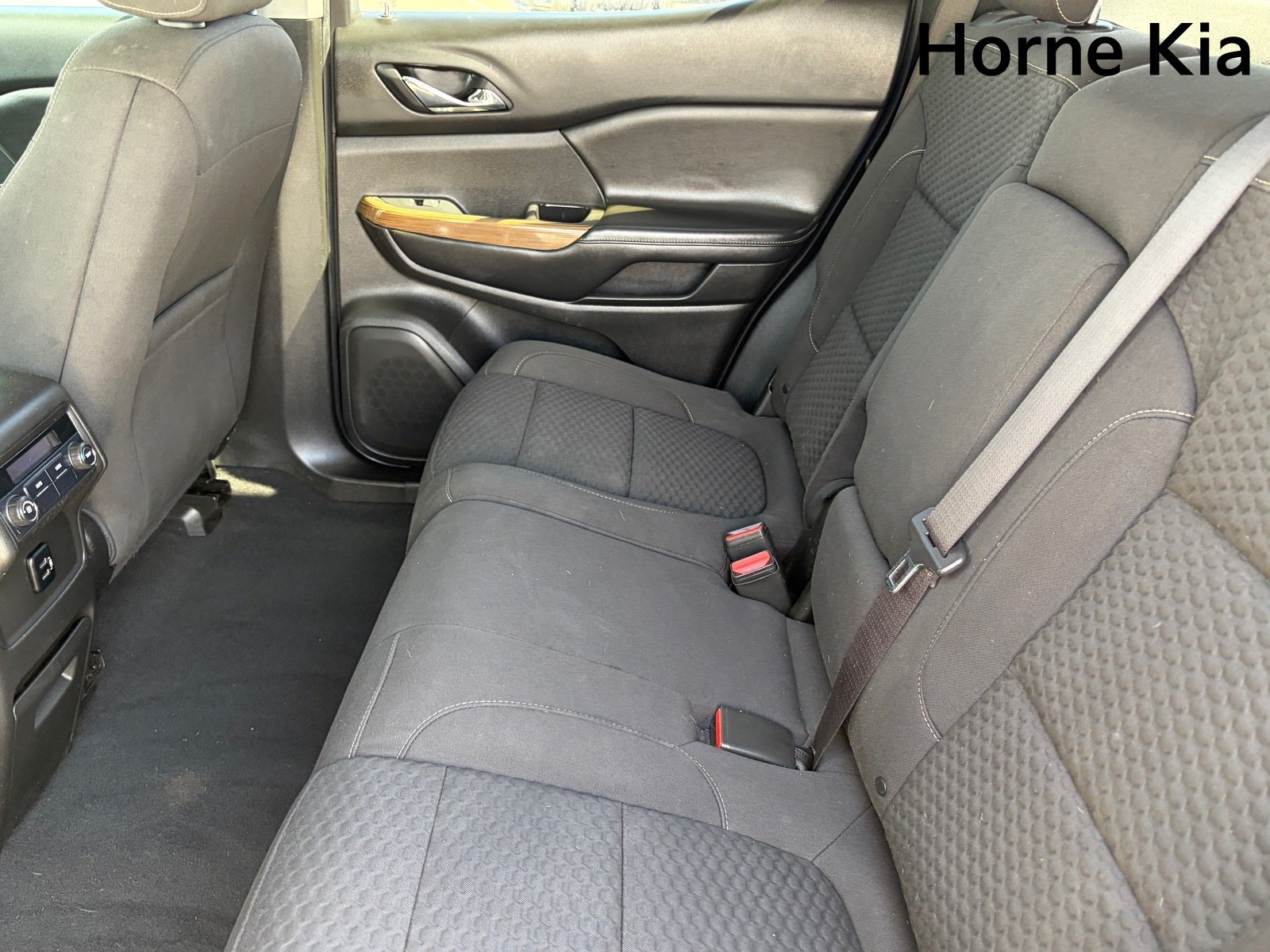Used 2018 GMC Acadia SLE FWD image 12
