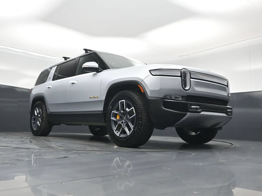Used 2023 Rivian R1S Adventure Quad AWD/4WD image 48