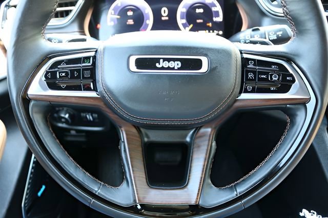 Used 2023 Jeep Grand Cherokee Summit w/ MOPAR Finishing Package image 21