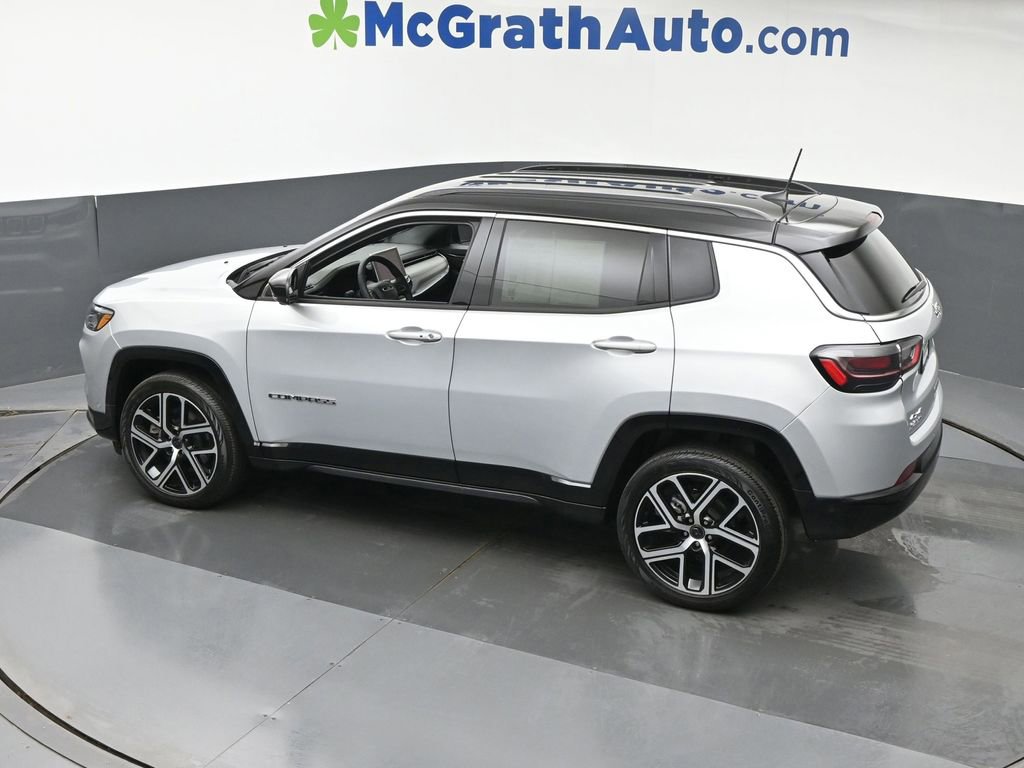 Used 2025 Jeep Compass Limited w/ Elite Group image 20