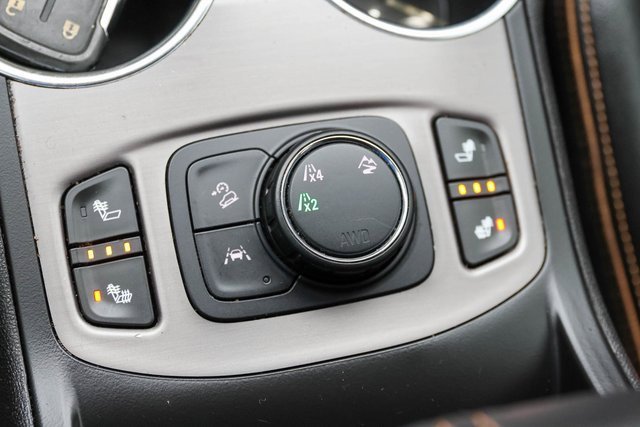 Used 2023 GMC Terrain AT4 image 24