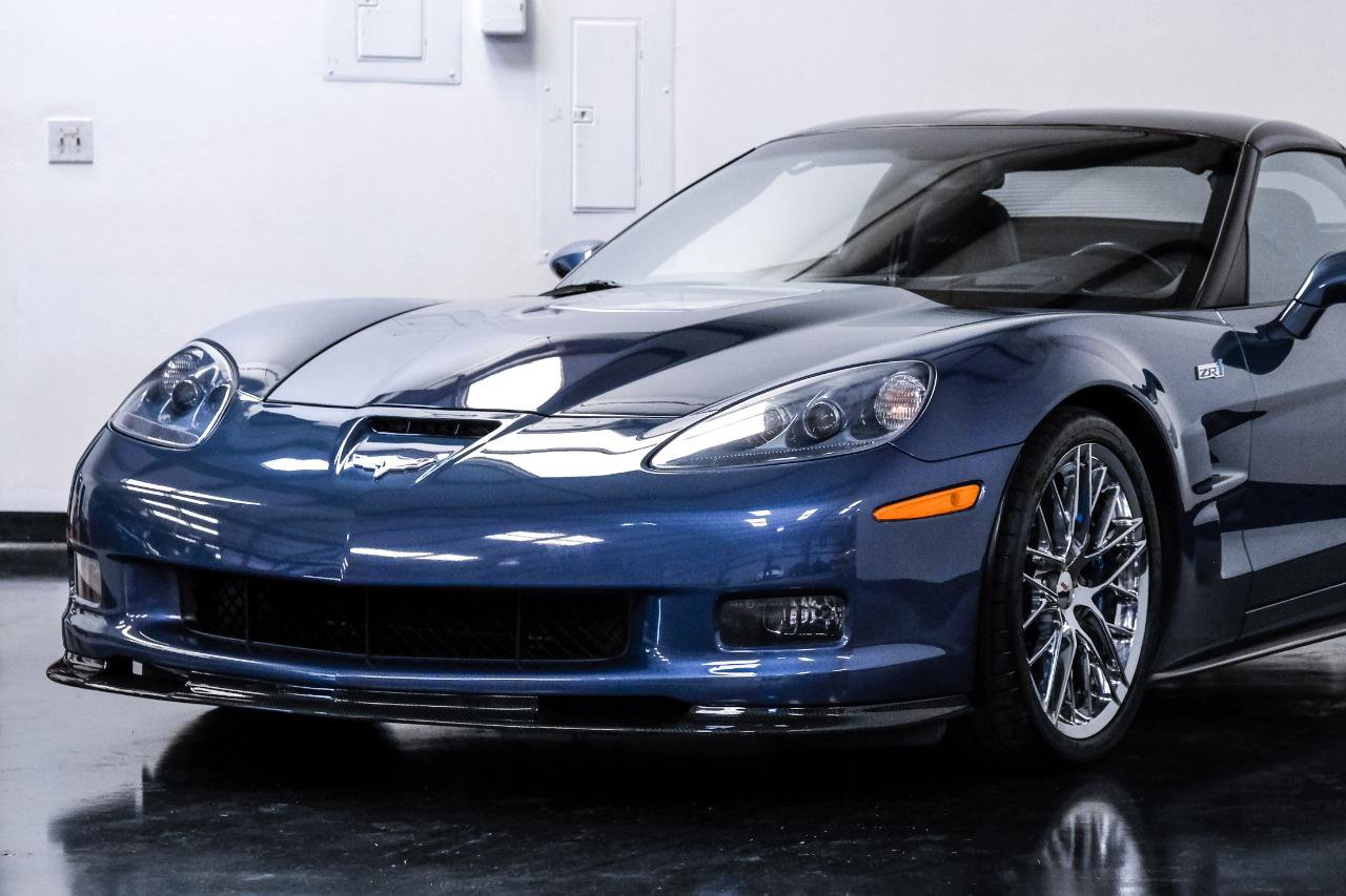 Used 2013 Chevrolet Corvette ZR1 w/ 3ZR Preferred Equipment Group RWD image 9