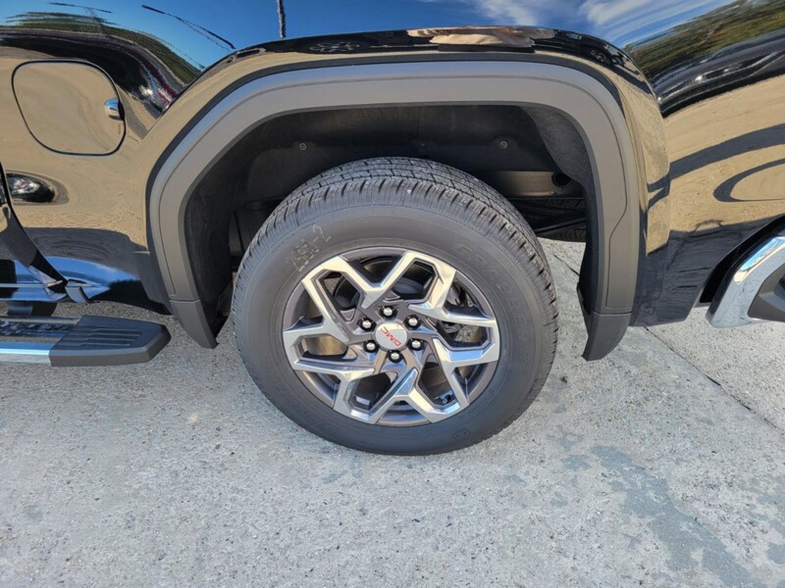 New 2026 GMC Sierra 1500 SLT w/ SLT Premium Plus Package image 9