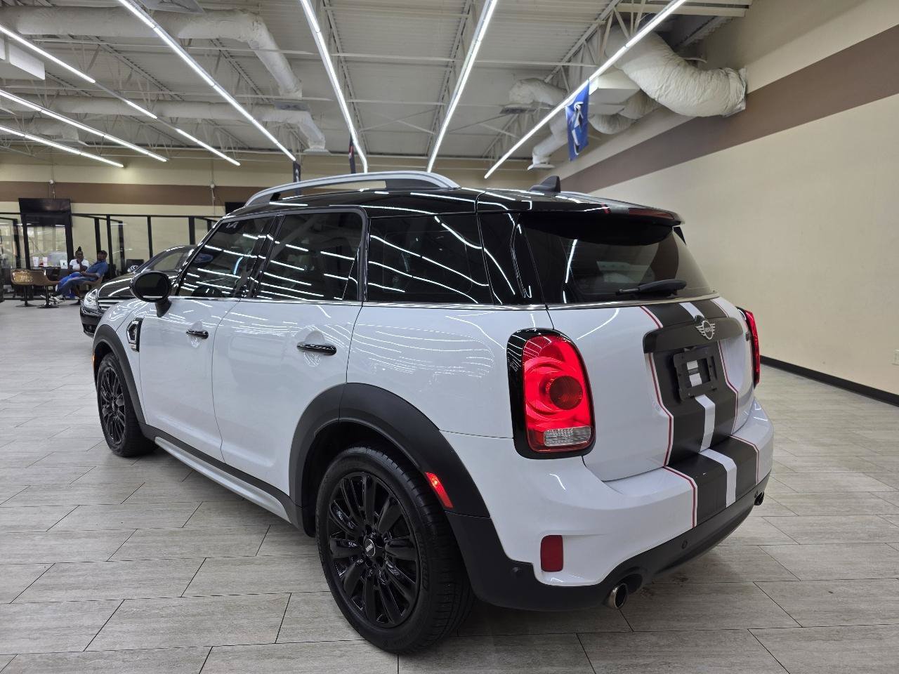 Used 2019 MINI Cooper Countryman S FWD image 9