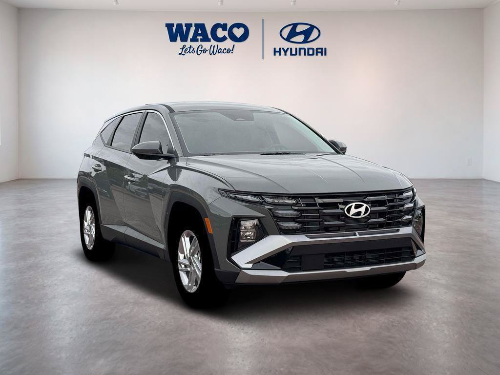 New 2026 Hyundai Tucson SE w/ Tow & Go Package FWD image 11