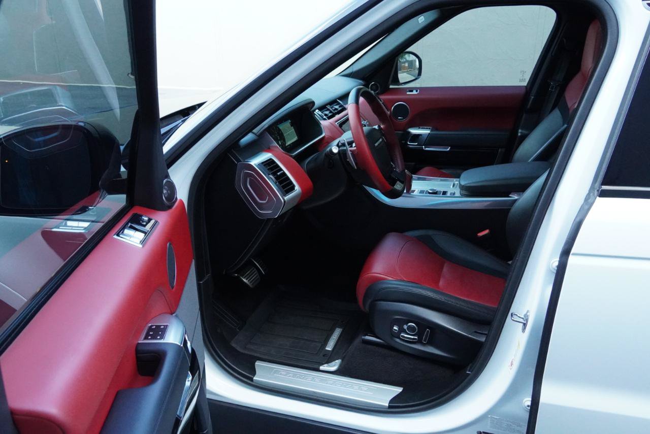 Used 2022 Land Rover Range Rover Sport SVR Carbon Edition AWD/4WD image 41
