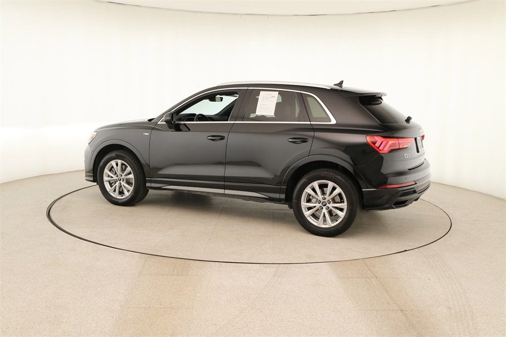 Certified 2025 Audi Q3 2.0T Premium Plus w/ Premium Plus Package image 3