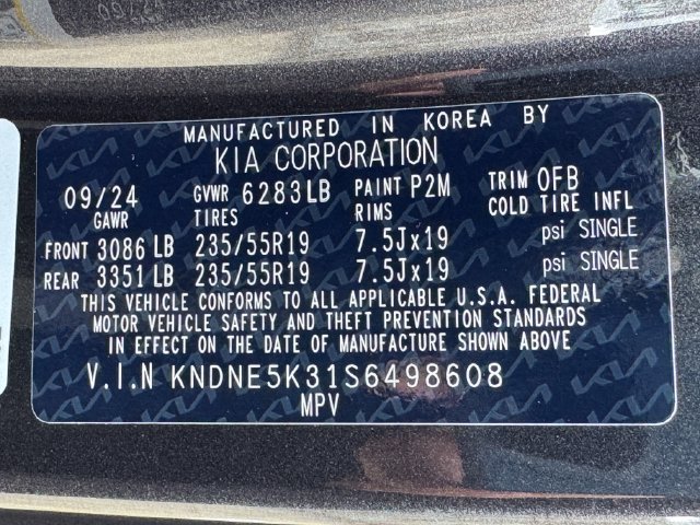 Used 2025 Kia Carnival SX w/ SX Dark Edition Package FWD image 33