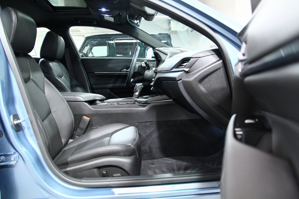 Used 2023 Cadillac CT4 Luxury w/ Sun And Sound Package image 24