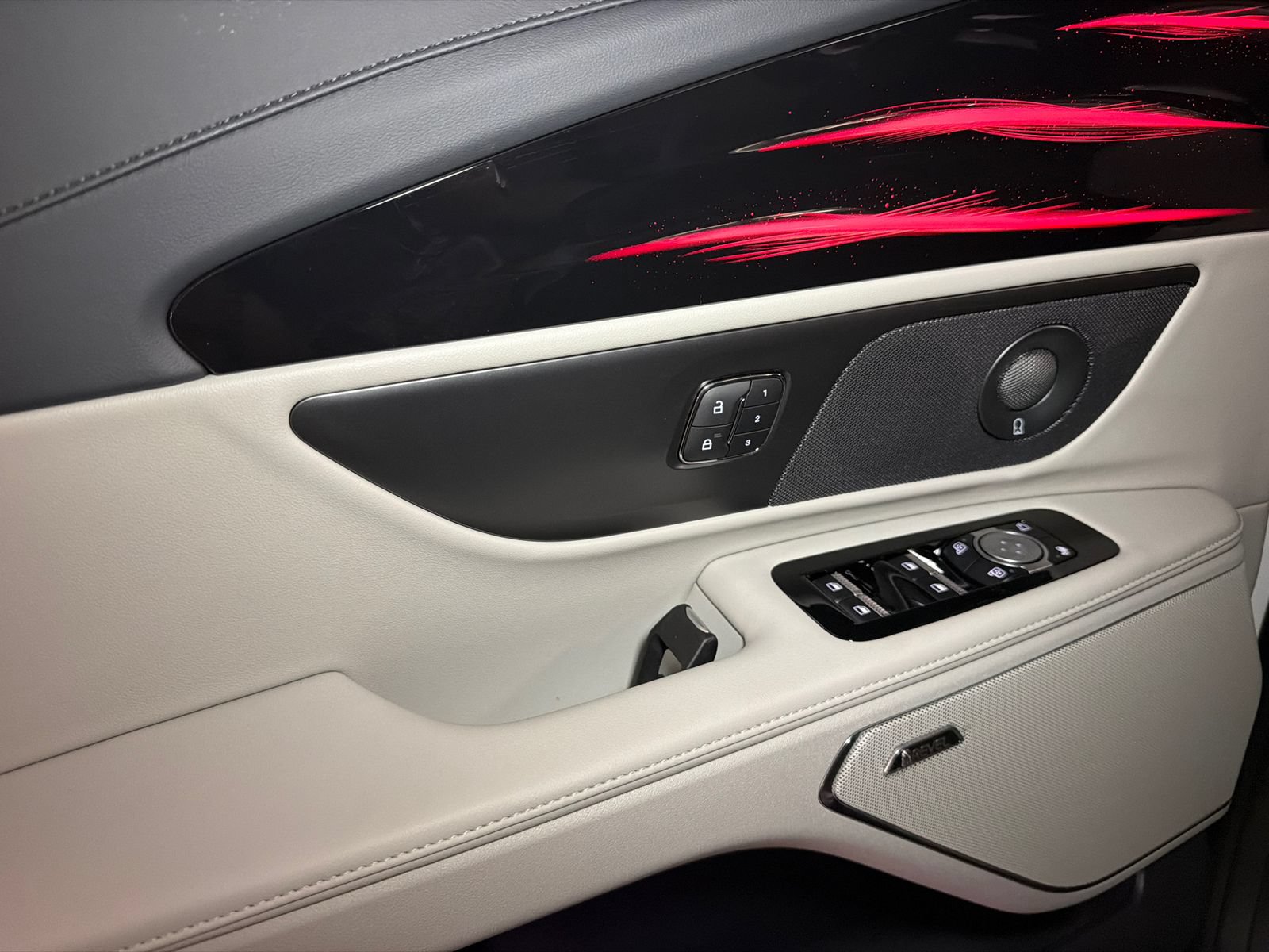 New 2026 Lincoln Nautilus Reserve AWD/4WD image 29